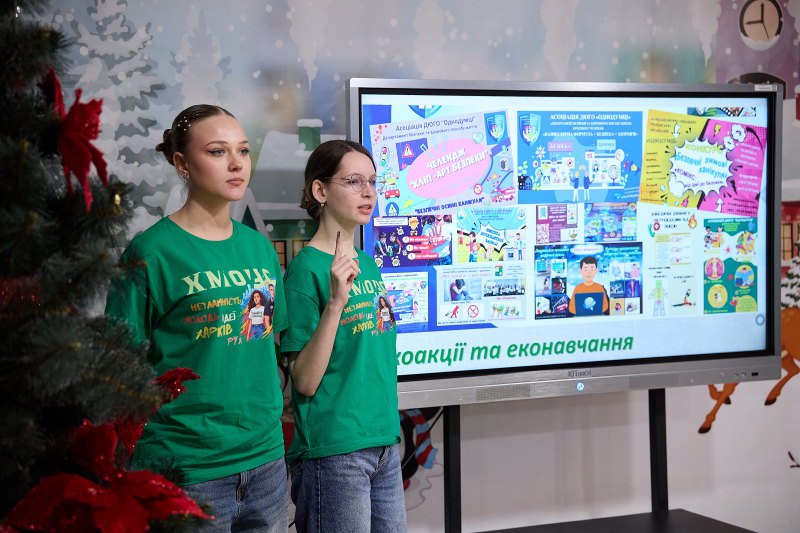 Зустрівся з лідерами учнівського самоврядування Ігор Терехов: Новини Харкова