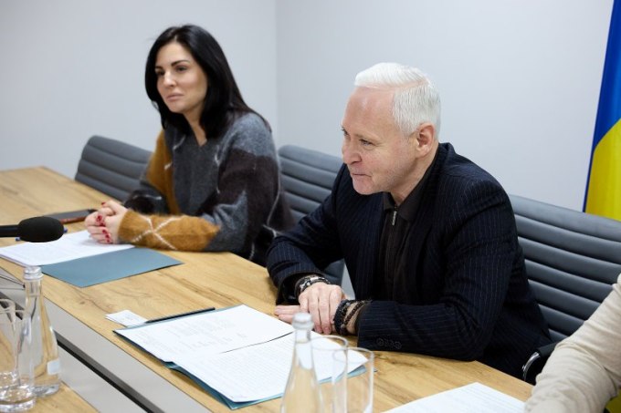 ��������� �������� �� �������-����-����� �������� ���������� ��� ����������� ��������