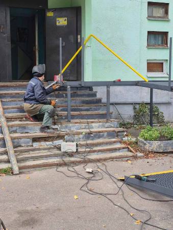 У Харкові за рік встановили 36 пандусів у житлових будинках