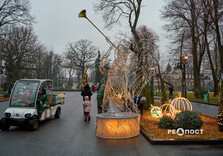 Сад Шевченко у Харкові готують до свят (фото)