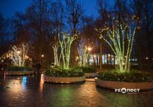 У центрі Харкова вмикали святкову ілюмінацію в тестовому режимі (фото)