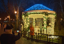 У центрі Харкова вмикали святкову ілюмінацію в тестовому режимі (фото)