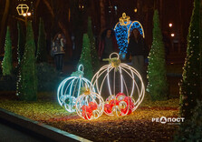 У центрі Харкова вмикали святкову ілюмінацію в тестовому режимі (фото)