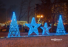 У центрі Харкова вмикали святкову ілюмінацію в тестовому режимі (фото)