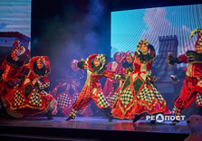 Для дітей з Новобаварського району організували новорічне свято (фото)