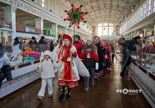 Учні Новобаварського району привітали харків'ян з Різдвом (фото)