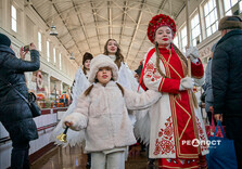 Учні Новобаварського району привітали харків'ян з Різдвом (фото)