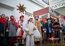 Учні Новобаварського району привітали харків'ян з Різдвом (фото)