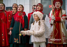 Учні Новобаварського району привітали харків'ян з Різдвом (фото)
