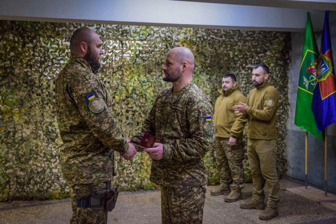 Бійців бригади «Скіф» НГУ нагородили під час робочого візиту командування