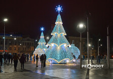 У Харкові засяяла святкова ілюмінація (фото)