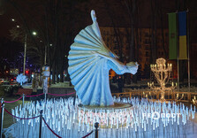 У Харкові засяяла святкова ілюмінація (фото)