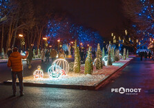 У Харкові засяяла святкова ілюмінація (фото)