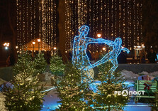 У Харкові засяяла святкова ілюмінація (фото)