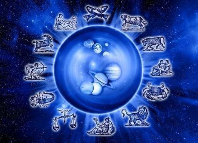 Гороскоп на 4 січня для всіх знаків зодіаку: що обіцяють зірки