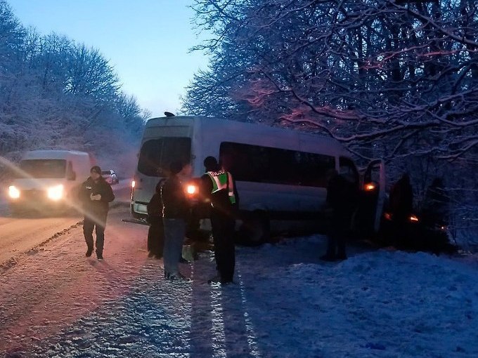 Новини Харкова: ДТП у Південному з 18 постраждалими