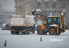 Снігова стихія у Харкові (фото)