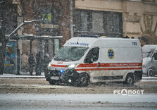 Снігова стихія у Харкові (фото)