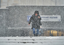 Снігова стихія у Харкові (фото)
