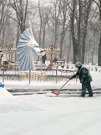 Новини Харкова: триває прибирання снігу