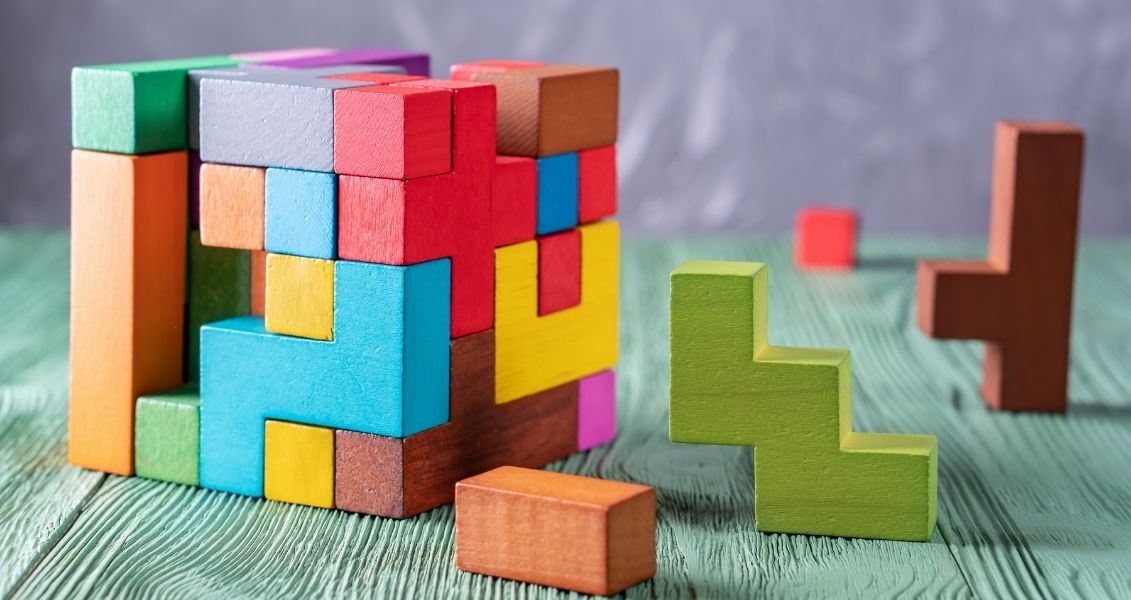 14 січня: Старий Новий рік і Всесвітній день логіки