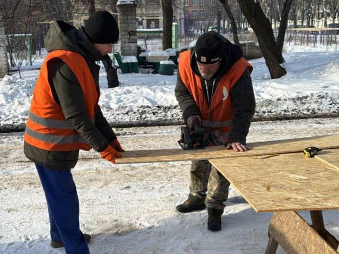Новини Харкова: усунення наслідків обстрілу у Слобідському районі