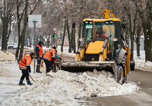 У Харкові проводяться сезонні снігоприбиральні роботи (фото)