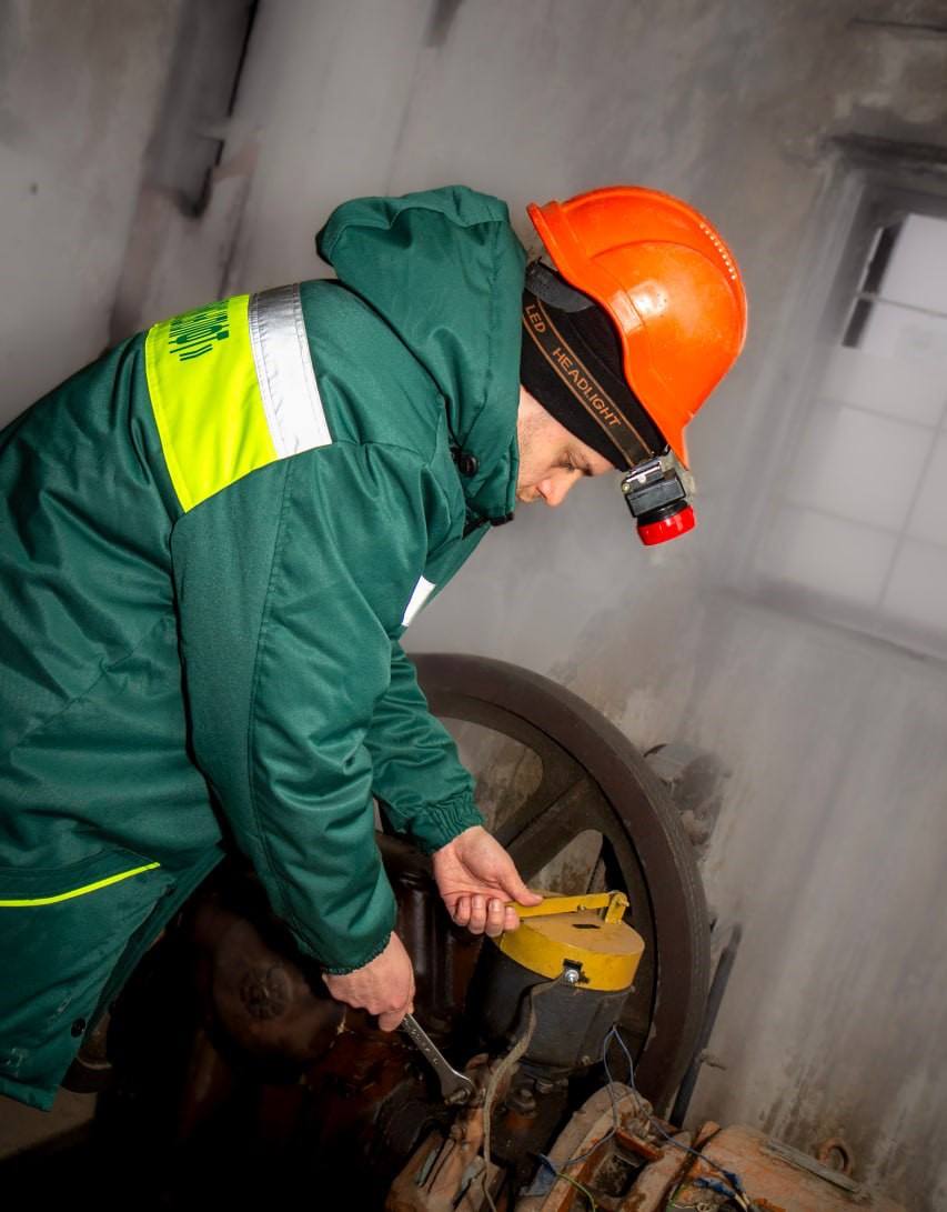 Комунальники понад 1,3 тисяч разів допомогли мешканцям Харкова, які застрягли у ліфті