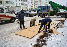 В Індістріальному районі Харкова усувають наслідки масованої ворожої атаки (фото)