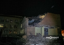 Наслідки ворожого обстрілу в Індустріальному районі Харкова (фото)