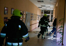 Наслідки ворожого обстрілу в Індустріальному районі Харкова (фото)