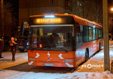 Наслідки ворожого обстрілу в Індустріальному районі Харкова (фото)