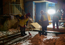 Наслідки ворожого обстрілу в Індустріальному районі Харкова (фото)