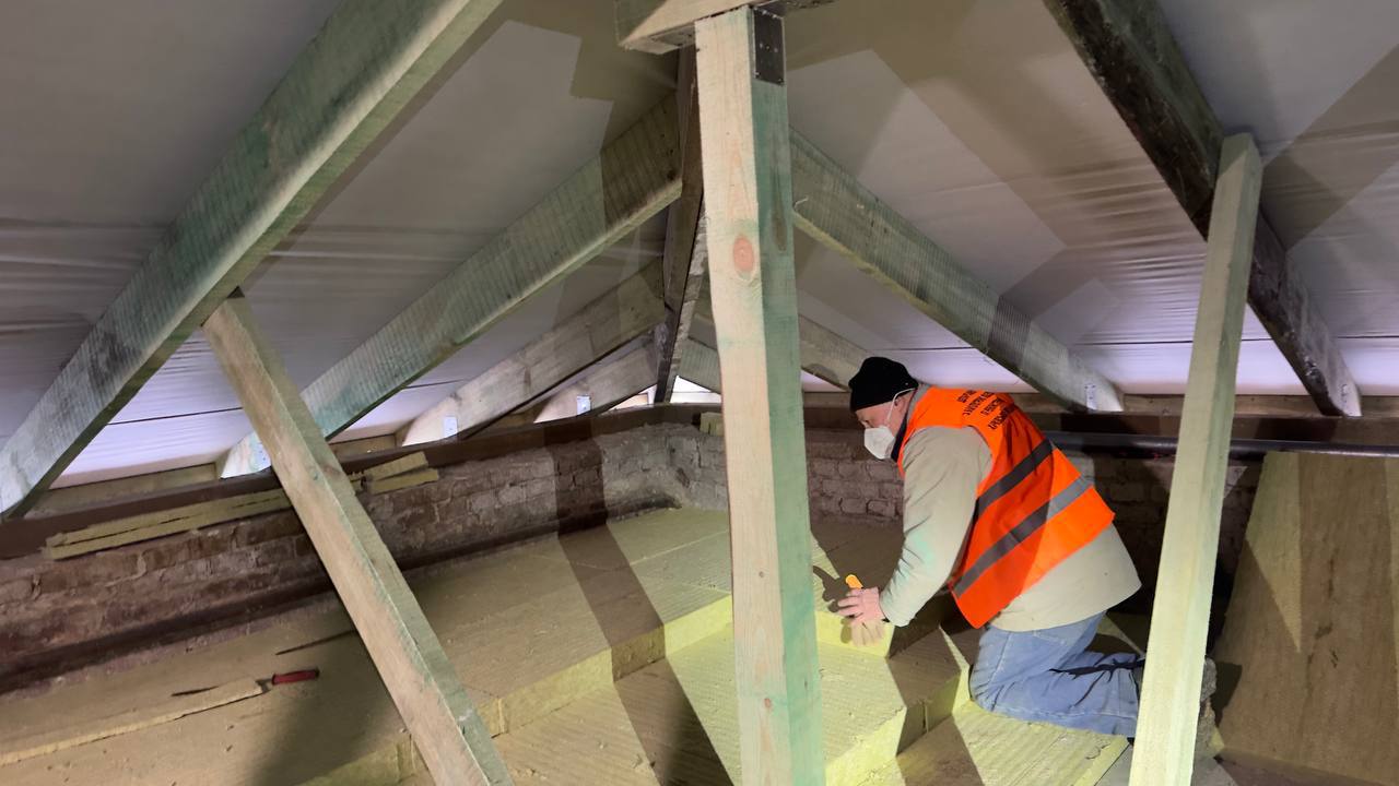 Стало відомо, як просувається відновлення постраждалого від обстрілів харківського будинку