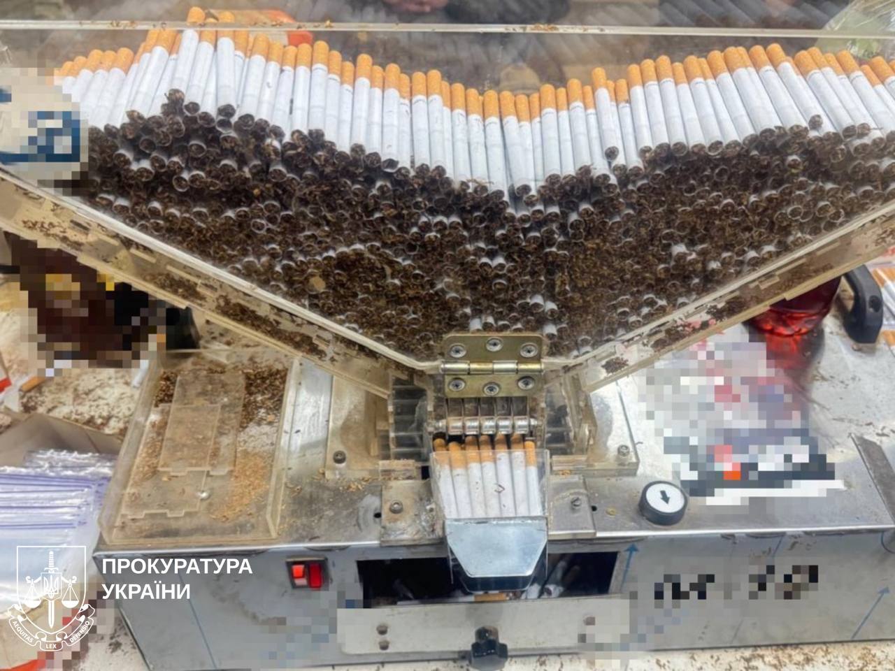 У Харківській області ліквідовано підпільний цех з незаконного виготовлення сигарет