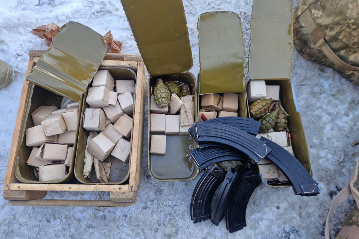 На в’їзді до Харкова викрили канал перевезення зброї – за день зупинили дві автівки з арсеналом