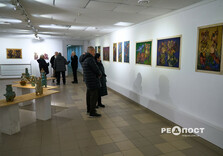 У Харкові відкрилася виставка "ПЕТРО МОСЬ. Кераміка. Графіка" (фото)