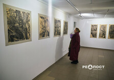 У Харкові відкрилася виставка "ПЕТРО МОСЬ. Кераміка. Графіка" (фото)