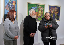 У Харкові відкрилася виставка "ПЕТРО МОСЬ. Кераміка. Графіка" (фото)