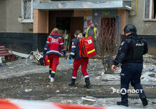 Ворог атакував житлову багатоповерхівку в Харкові (фото)