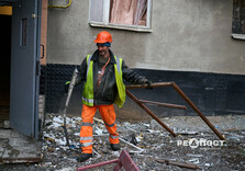 Ворог атакував житлову багатоповерхівку в Харкові (фото)