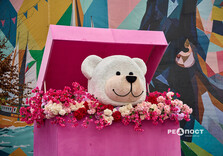 Весняні інсталяції у центрі Харкова: що встановили (фото)