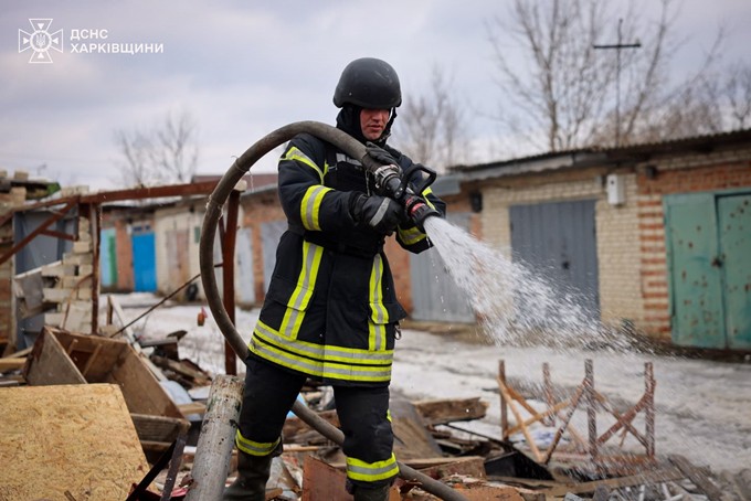 У селищі Мала Рогань Харківського району російський безпілотник спричинив пожежу