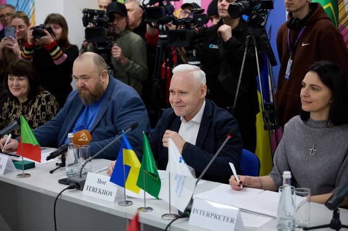 Посли NB8 відвідали Харків єдиною делегацією