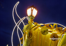 У Харкові засяяли святкові інсталяції (фото)