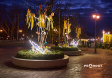 У Харкові засяяли святкові інсталяції (фото)