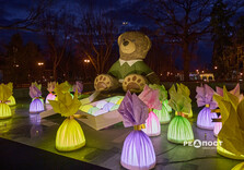 У Харкові засяяли святкові інсталяції (фото)