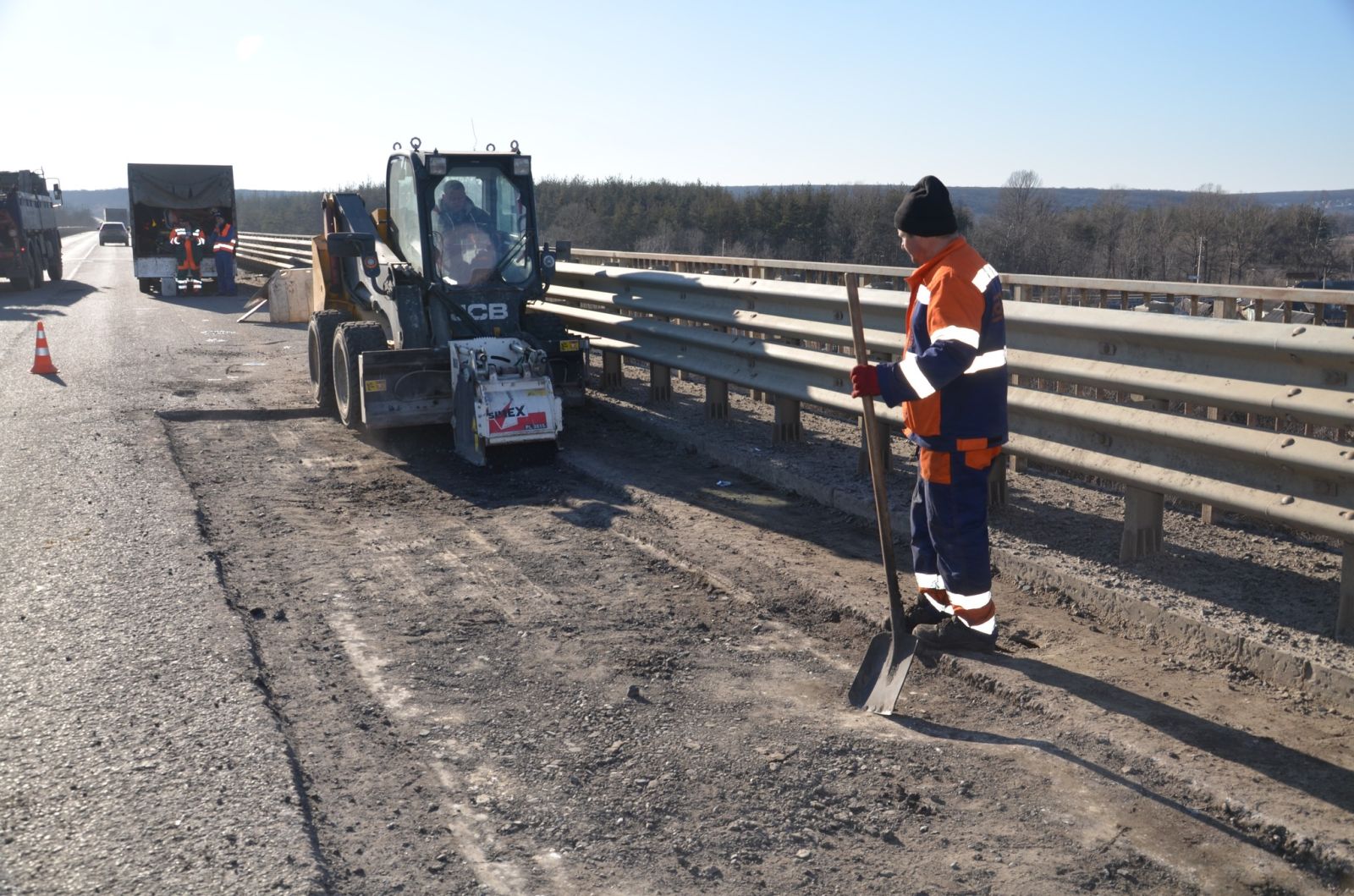 Ремонт доріг на Харківщині: роботи тривають на ключових напрямках