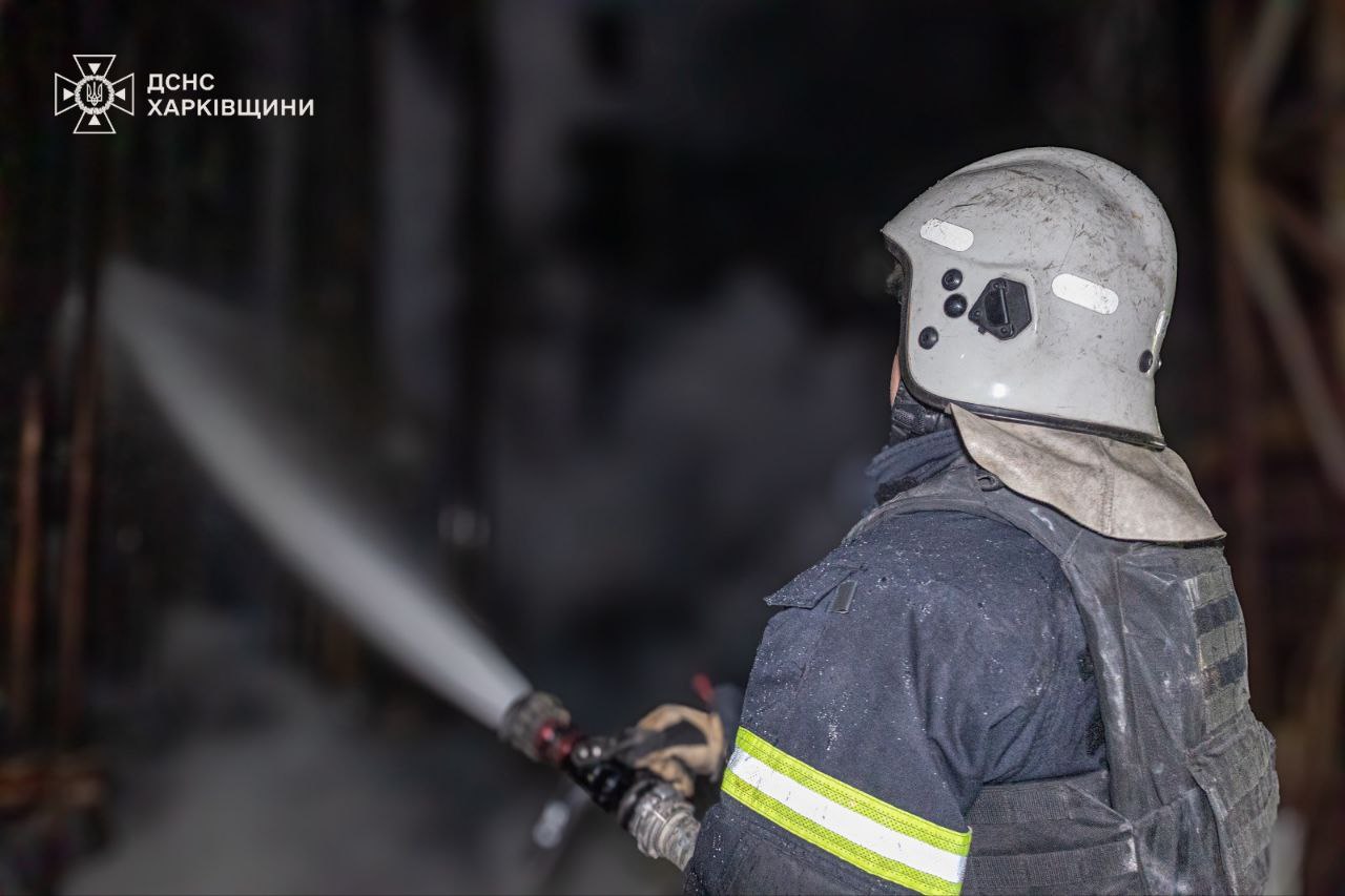 На Харківщині рятувальники двічі потрапили під ворожий обстріл