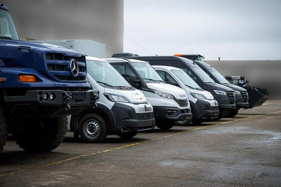 Прифронтові громади Харківщини отримали спецтехніку від Німеччини